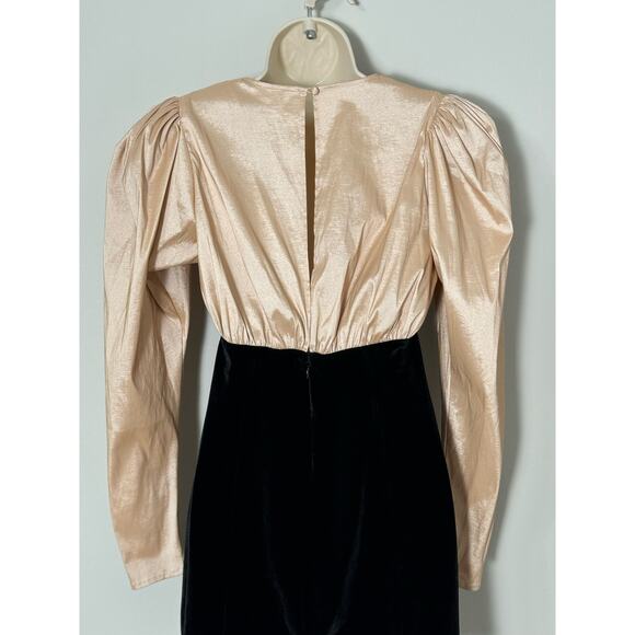 NWT LPA Kaia Black and Nude Mini Velvet and Taffeta Cocktail Dress Size S - Picture 11 of 13